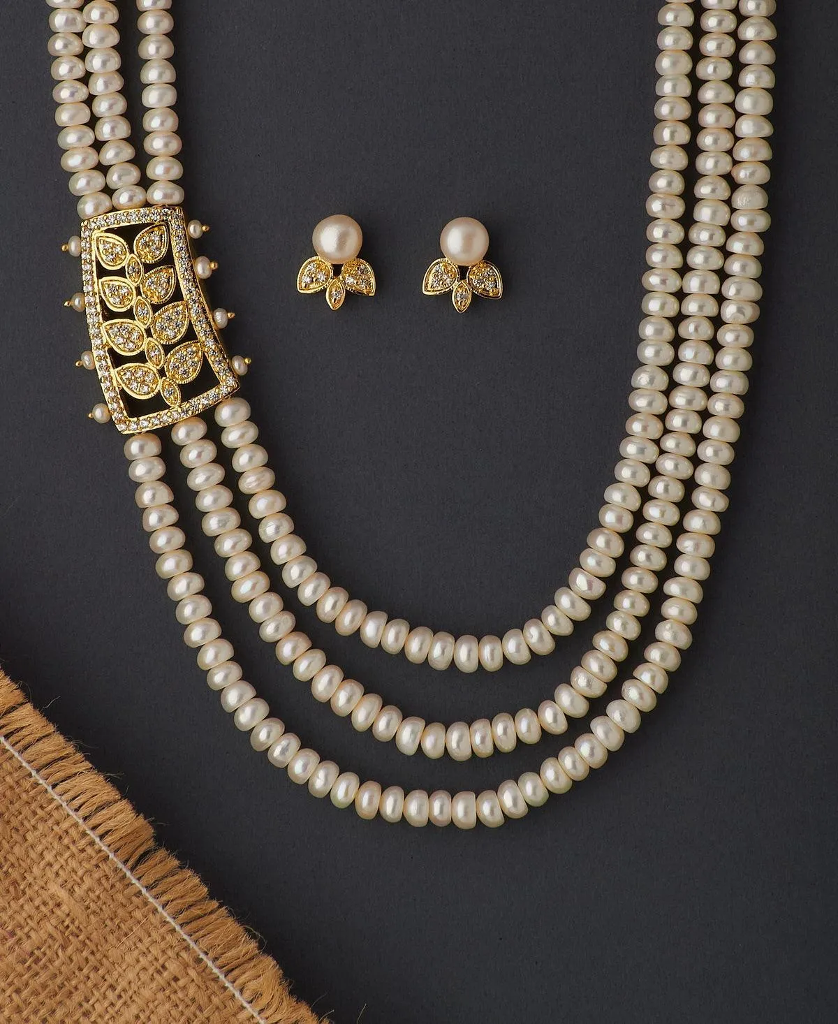 Beautiful Leaf Real Pearl Necklace Set